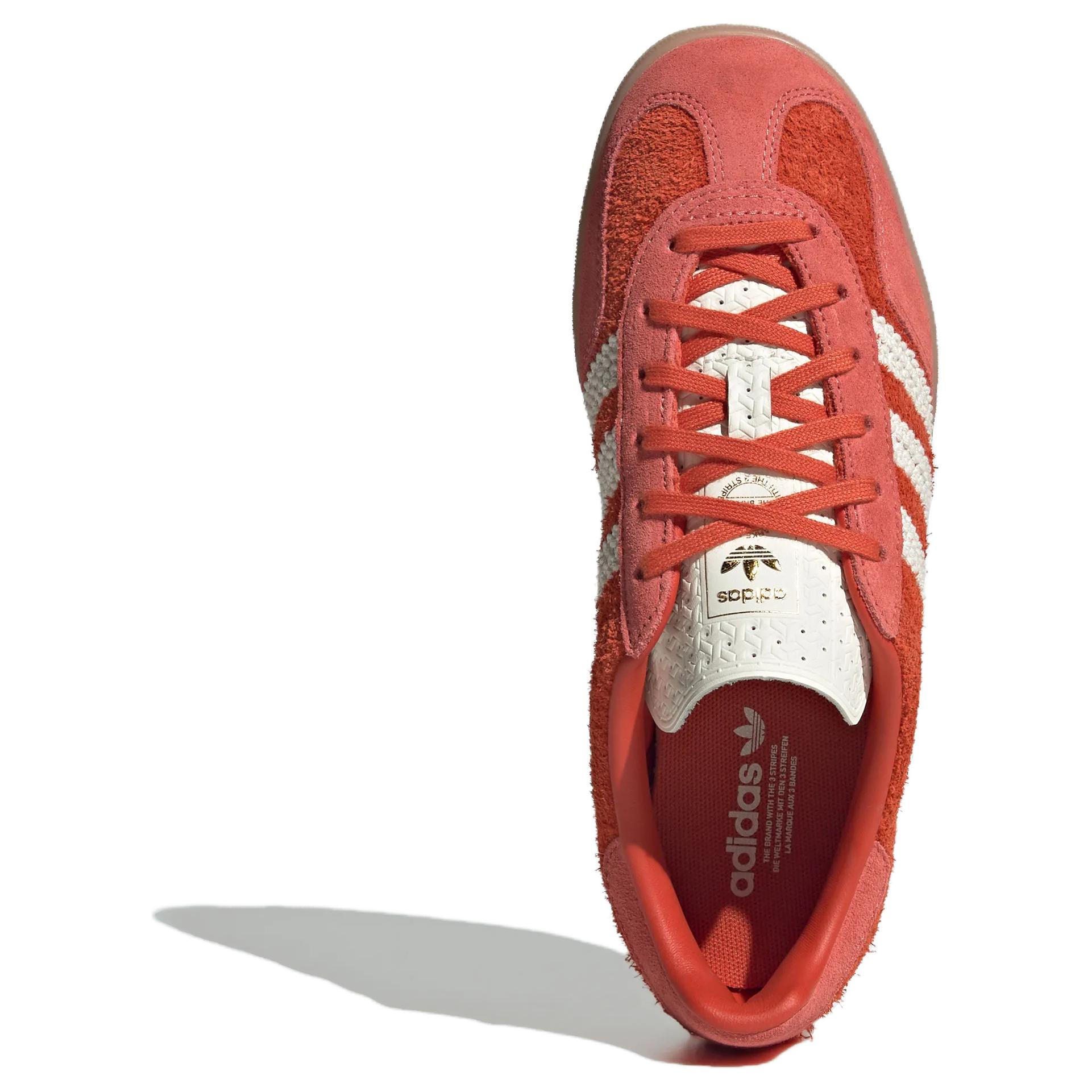 أديداس GAZELLE INDOOR W KI7169 - مراجعة Adidas Shoes Gazelle وسعره